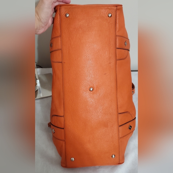 MCM Orange Leather Duffle/Weekender Bag - Picture 4 of 16
